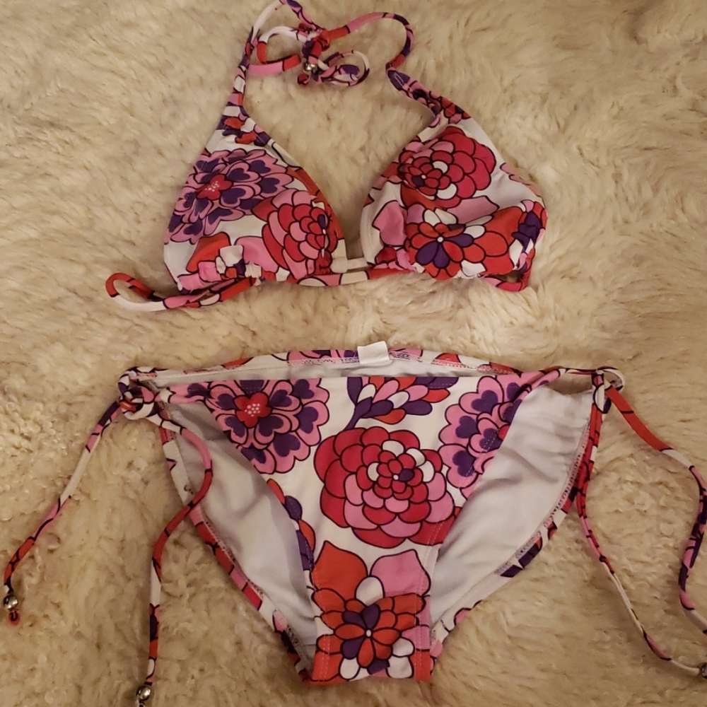 Swimming suit